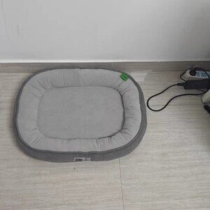 Soft Gray Cat Bed – Cozy & Minimalist Design